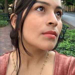 Meet your Posher, Solvin